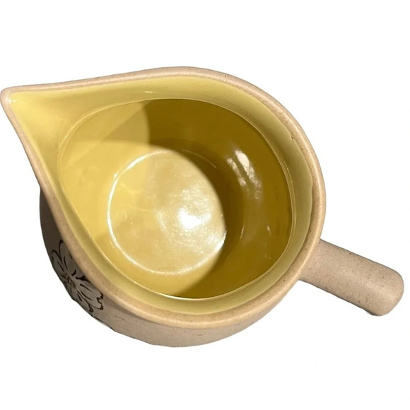 Vintage Pigeon Forge Pottery Dogwood Pitcher Yellow Interior - Picture 3 of 8